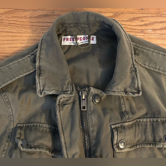 💕 Host Pick 💕 Free People Not Your Brother’s Surplus Jacket, Army Green, Small - Picture 5 of 6